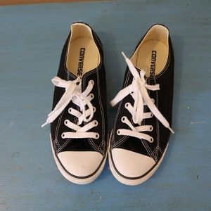 Black low-top All Star Converse